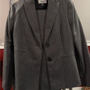 Le Suit Women's Gray Blazer and Pants